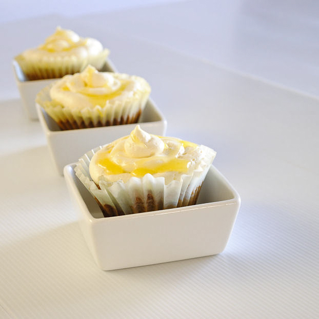 Salted caramel apple cupcakes