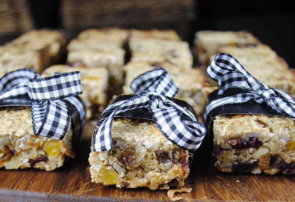 Cranberry, Pineapple & Walnut Granola Bars